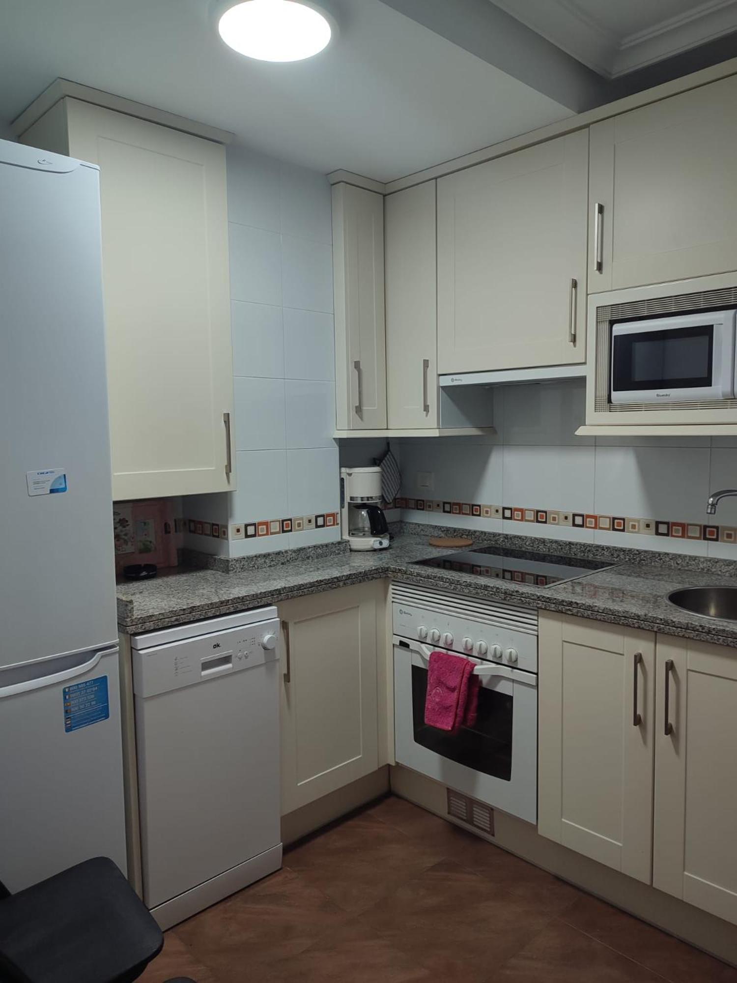 Apartamento Florida-Natura Oviedo Eksteriør billede